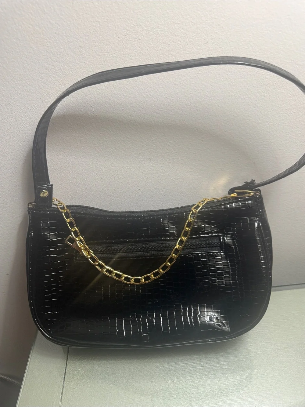 Black Croc-Embossed Shoulder Bag with Gold Chain Accent